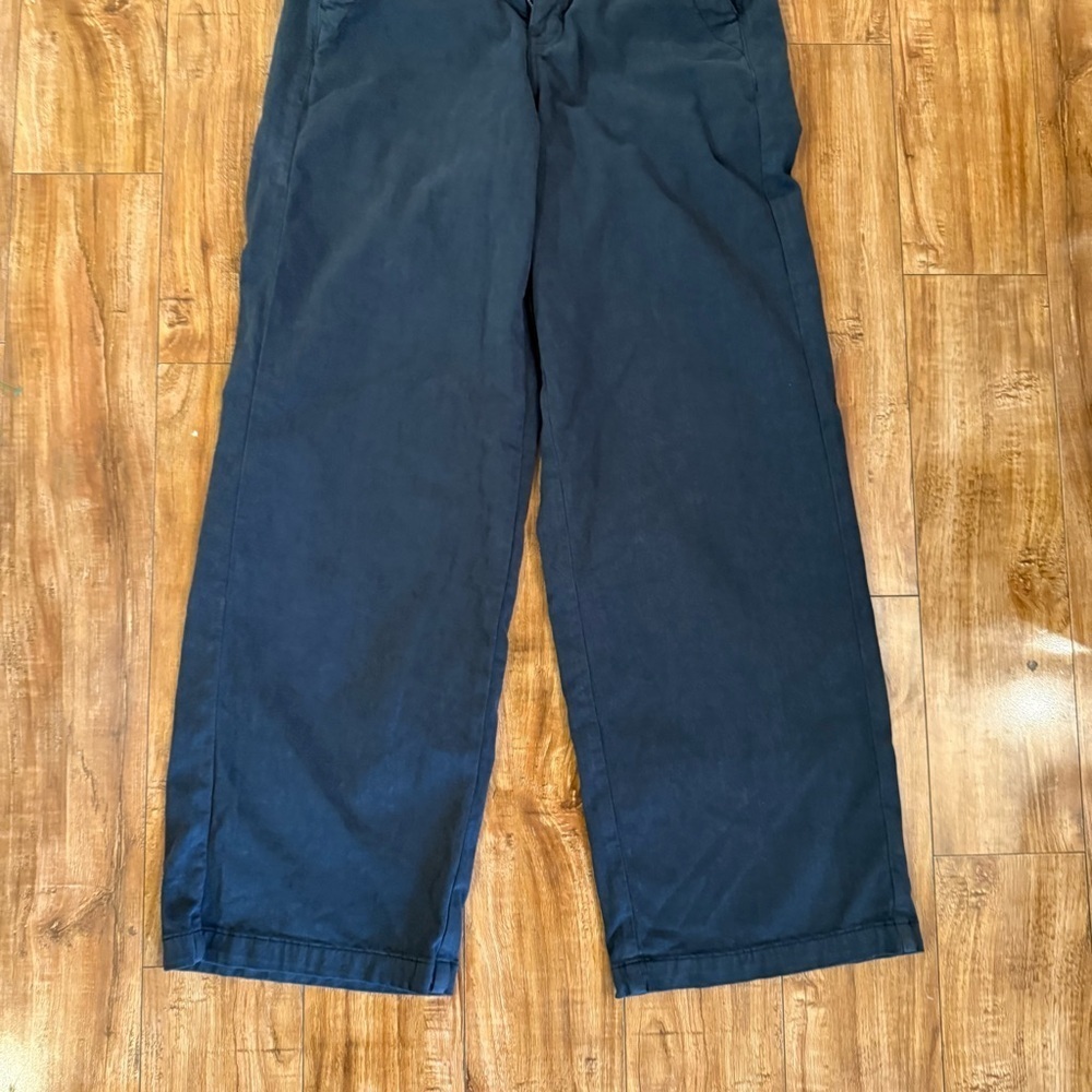 American Eagle Women’s Black Dark Gray Wide Leg High Waist Chinos Slacks Size 8 - Picture 6 of 11